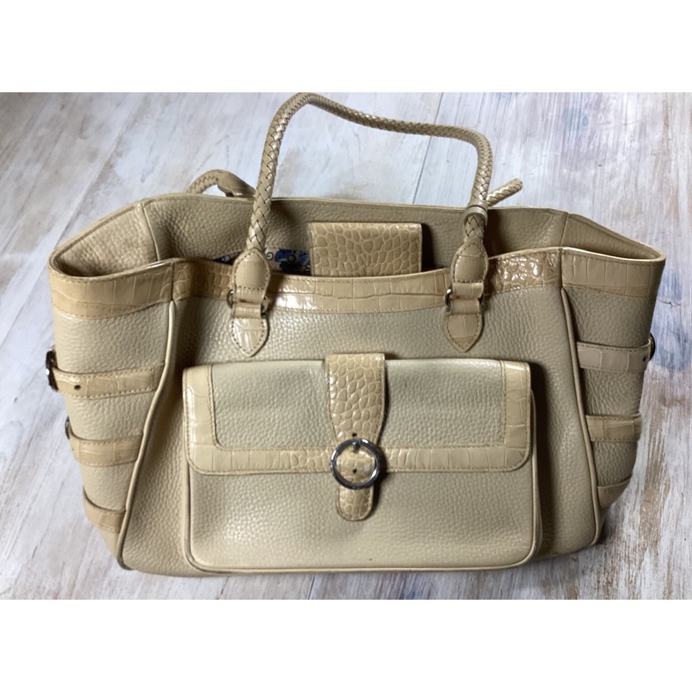 Brighton Cream Colored Pebbled Leather Shoulder Bag With Floral Lining Hobo